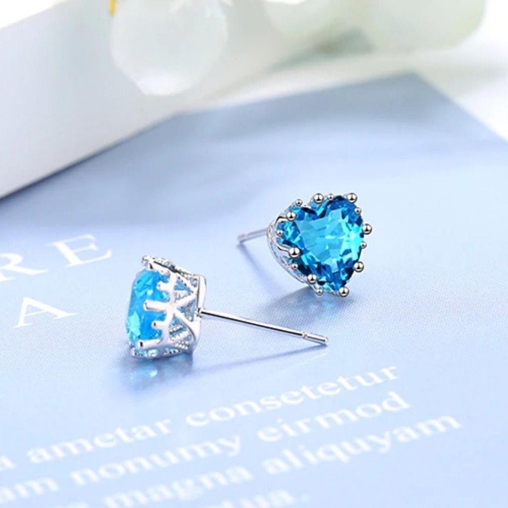 *NEW 925 Sterling Silver Diamond Heart Earrings - Picture 7 of 10